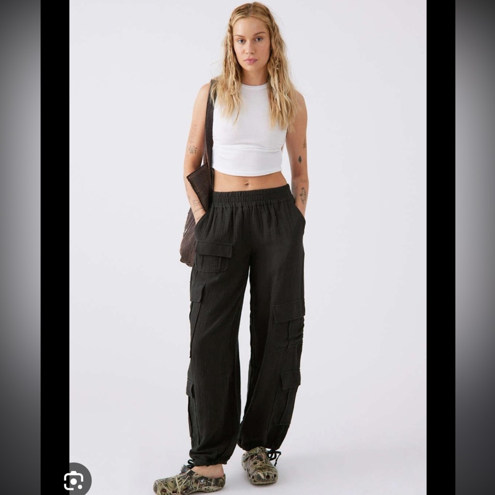 urban outfitters cargo balloon baggy black pants xs